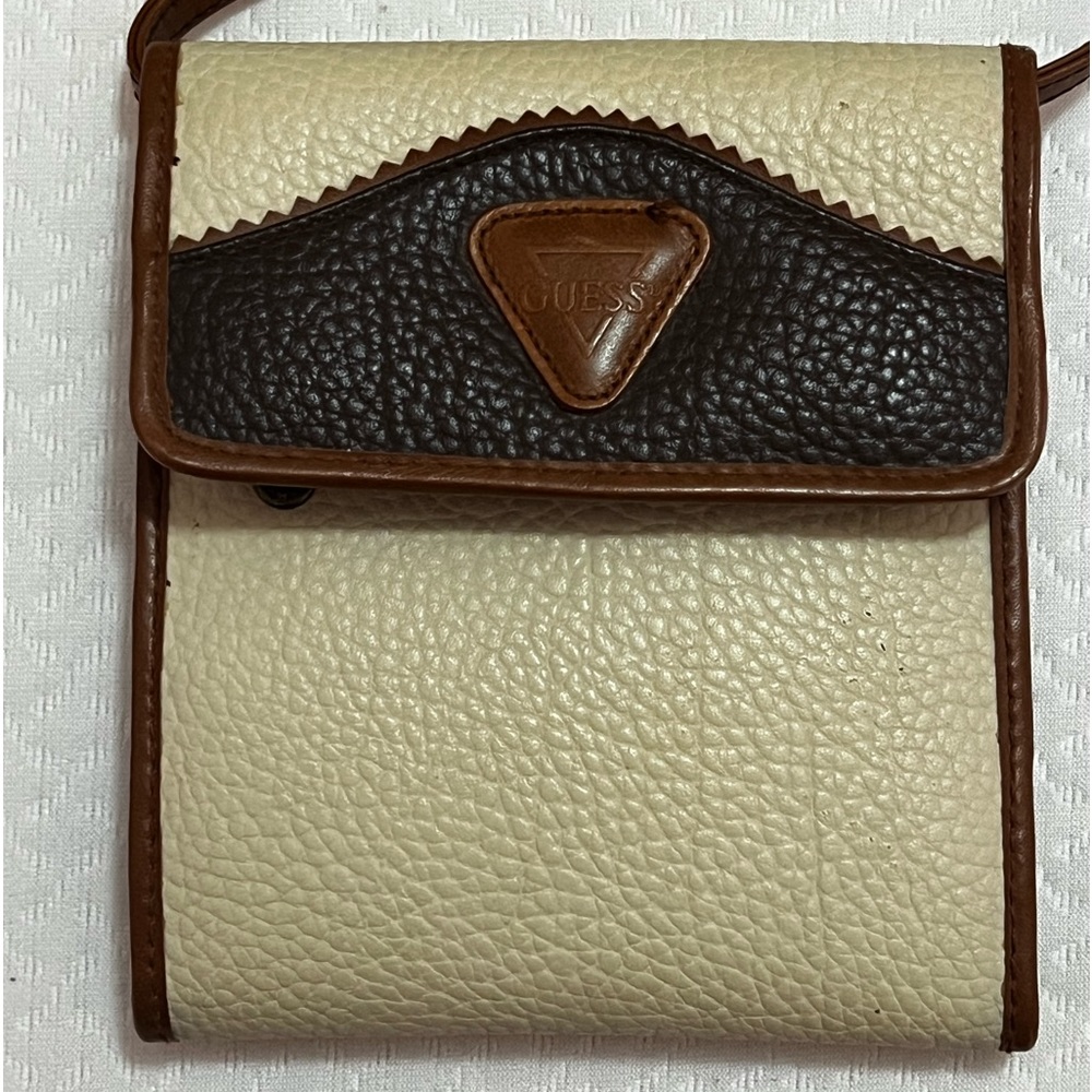 Guess 90’s wallet purse
